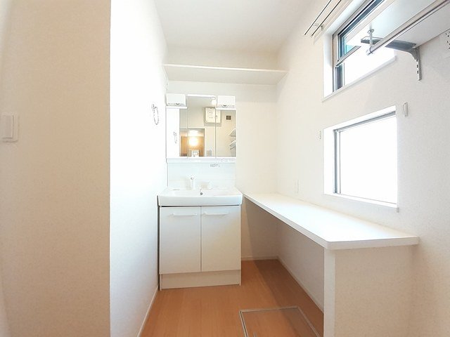 富山地鉄富山港線 城川原駅 徒歩21分 2階建 築7年の内装写真