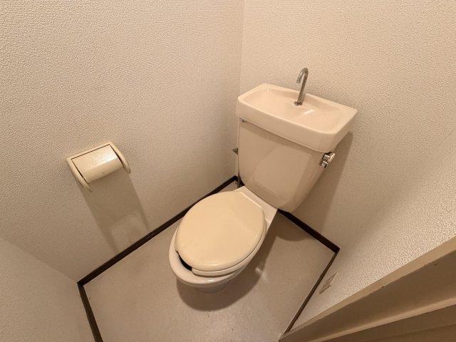 マンションつつみ起のトイレ写真