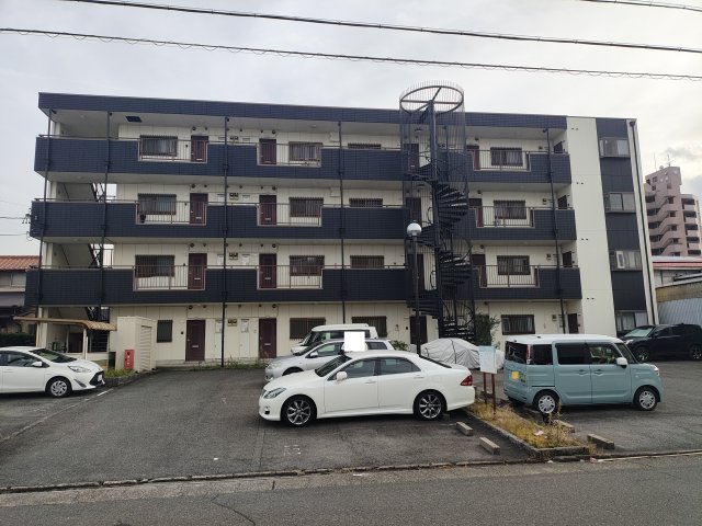 マンションつつみ起の外観写真