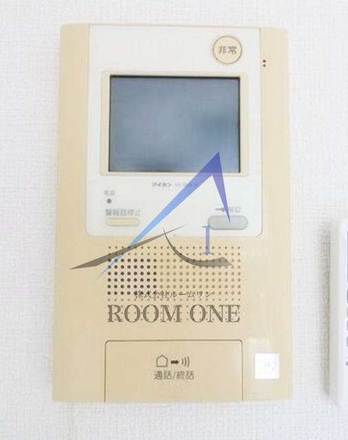 セキュリティ　モニター付きインターホンです。