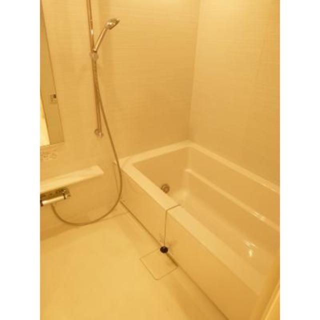 バス・シャワールーム　※写真は同タイプ住戸です。
