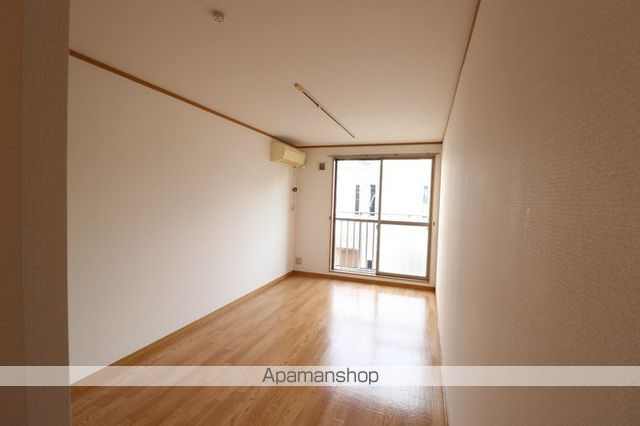 CasaJR箱崎 D棟の居間写真