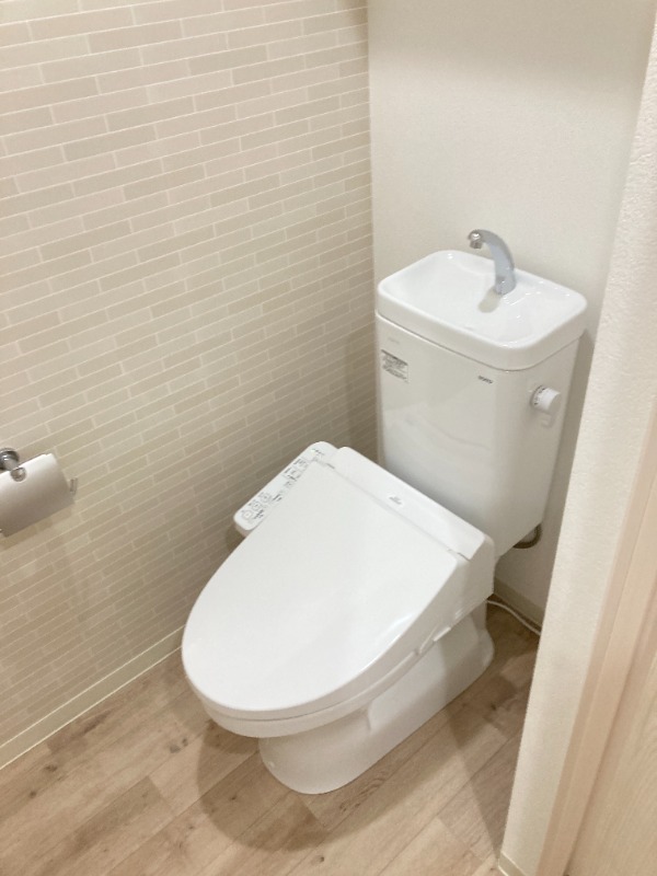 フジパレス加美駅南III番館のトイレ写真