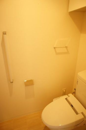 ＪＲ総武線 浅草橋駅 徒歩7分 12階建 築15年のトイレ写真