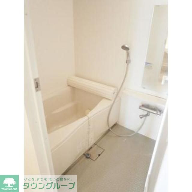 バス・シャワールーム　※写真は同タイプ住戸です。