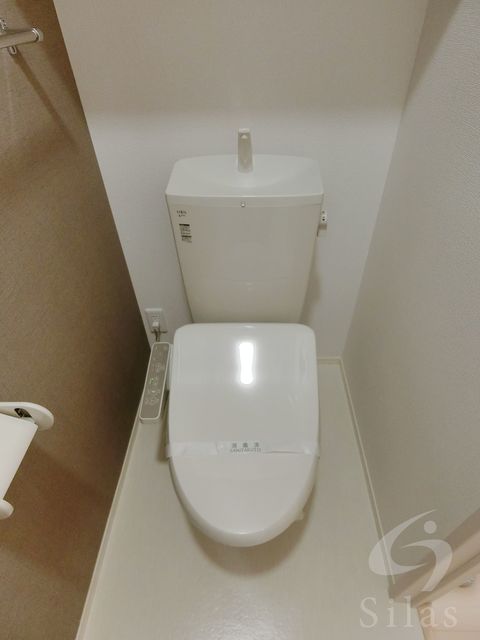 南海本線 住ノ江駅 徒歩13分 2階建 築10年のトイレ写真