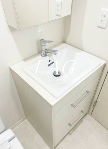 洗面設備　洗面台です。