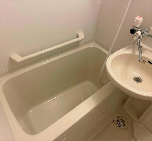 レオパレスメゾンエスエスの風呂写真