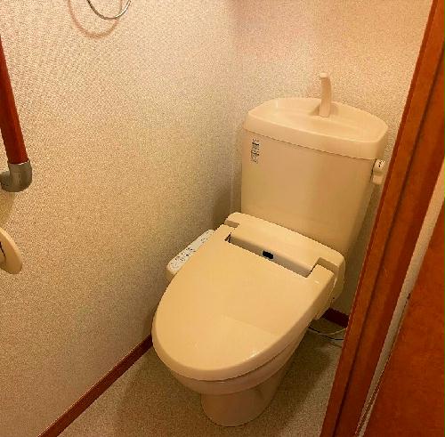 レオパレスメゾンエスエスのトイレ写真
