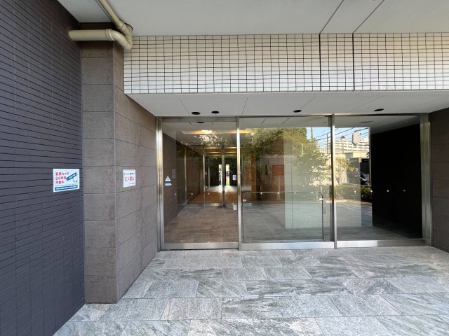 レゾナンス西宮北口の外観写真