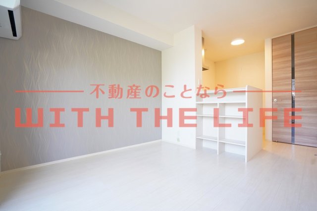 居室・リビング　バルコニー付きです