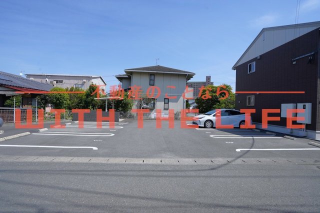 駐車場　お風呂で日々の疲れを落としましょう