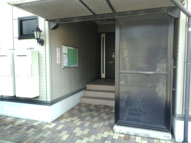 エントランス　清潔なエントランス♪