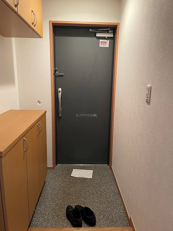 東急東横線 元住吉駅 徒歩5分 4階建 築21年の玄関写真