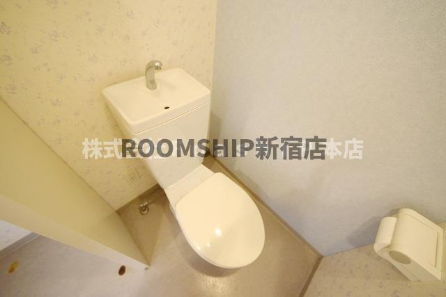 京王線 府中駅 徒歩6分 3階建 築23年のトイレ写真