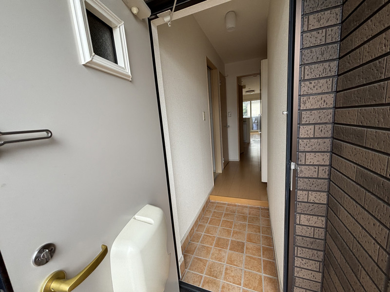 グランペール古賀IIIAの玄関写真