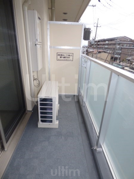 バルコニー　※別のお部屋の写真です