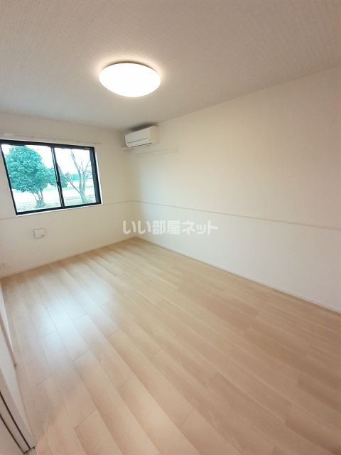 デリス・シャルマンIIの内装写真