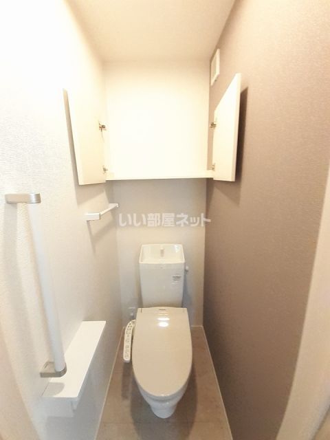 デリス・シャルマンIIのトイレ写真