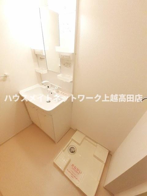 洗面設備　洗髪洗面化粧台・洗濯機置場