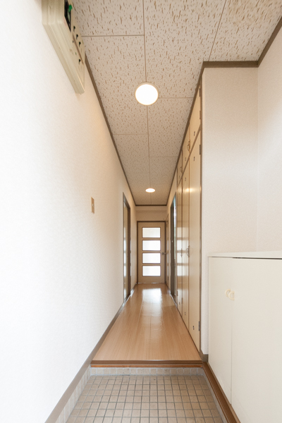 玄関　別部屋写真、現状優先
