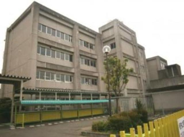 中学校　坂戸市立浅羽野中学校（中学校）まで239m