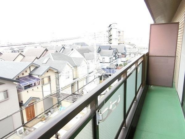 バルコニー　広々！眺望もよし！