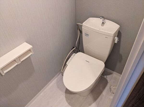 アッサンブラージュH.D.R.のトイレ写真