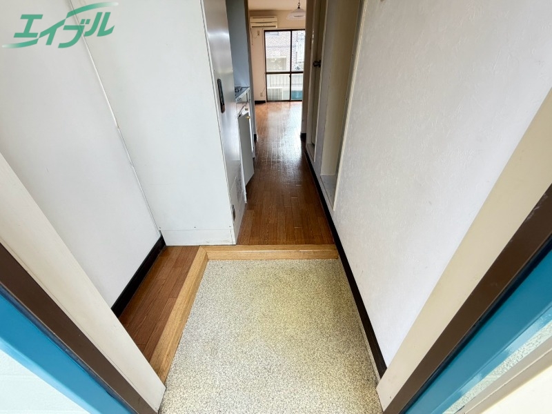 玄関　別部屋参考写真です