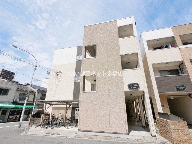 フジパレス城東諏訪VI番館の外観写真