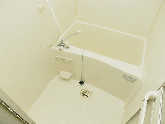 バス・シャワールーム　きれいなお風呂です