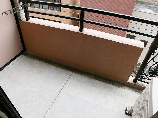 バルコニー　バルコニー付きです