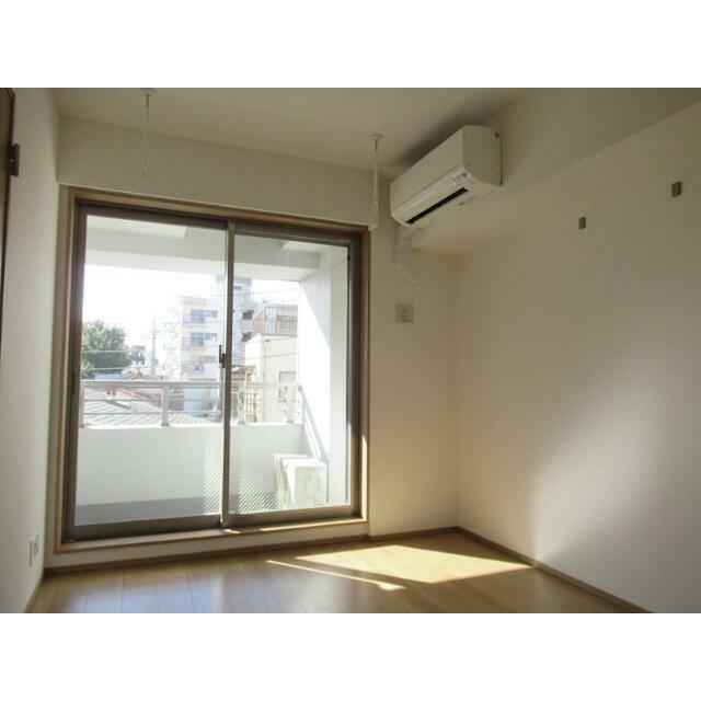 HY’s 品川南大井の居間写真