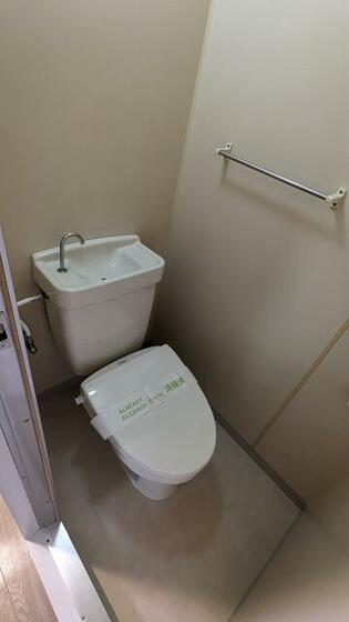 白井ハイツのトイレ写真