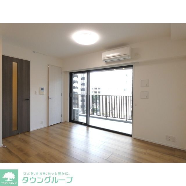 グランテール代々木の居間写真