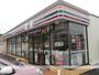 コンビニ　セブンイレブン知立牛田町店（コンビニ）まで588m