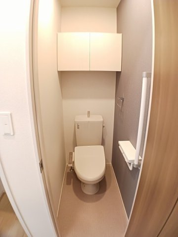 トイレ　シンプルで使いやすいトイレです