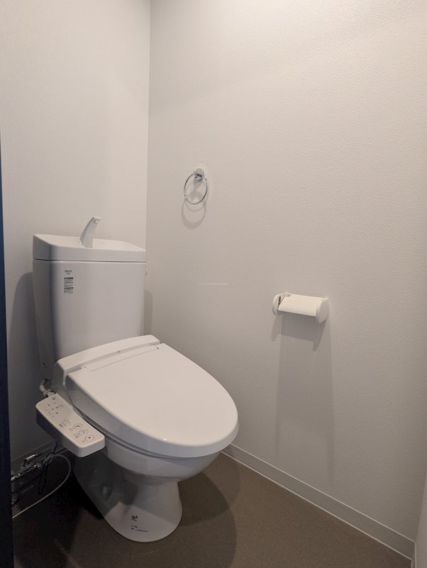 ジーメゾン新在家のトイレ写真