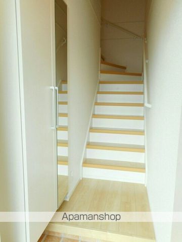 井原鉄道 井原駅 徒歩17分 2階建 築10年の玄関写真