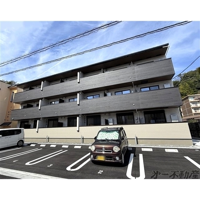 エントランス　建物外観