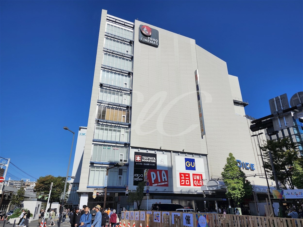 ショッピングセンター　DICE(ダイス)（ショッピングセンター）まで403m