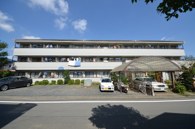 建物外観　★緑の多い、住みよいエリアに建つマンション★