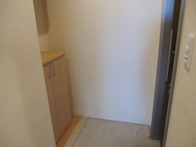 玄関　エスメラルダ谷上(Good Home)