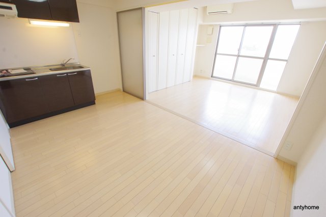 アーバネス淀川の居間写真