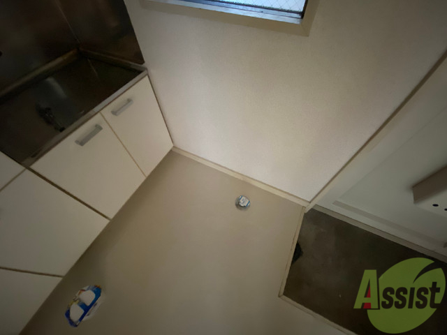 その他設備　洗濯機置場は室内にあるのでもちろんいつでも洗濯できます。