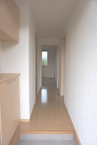 玄関　玄関入るとこんな感じ♪