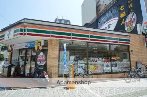 コンビニ　セブンイレブン（コンビニ）まで718m