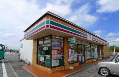 コンビニ　セブンイレブン 市場町店（コンビニ）まで1307m