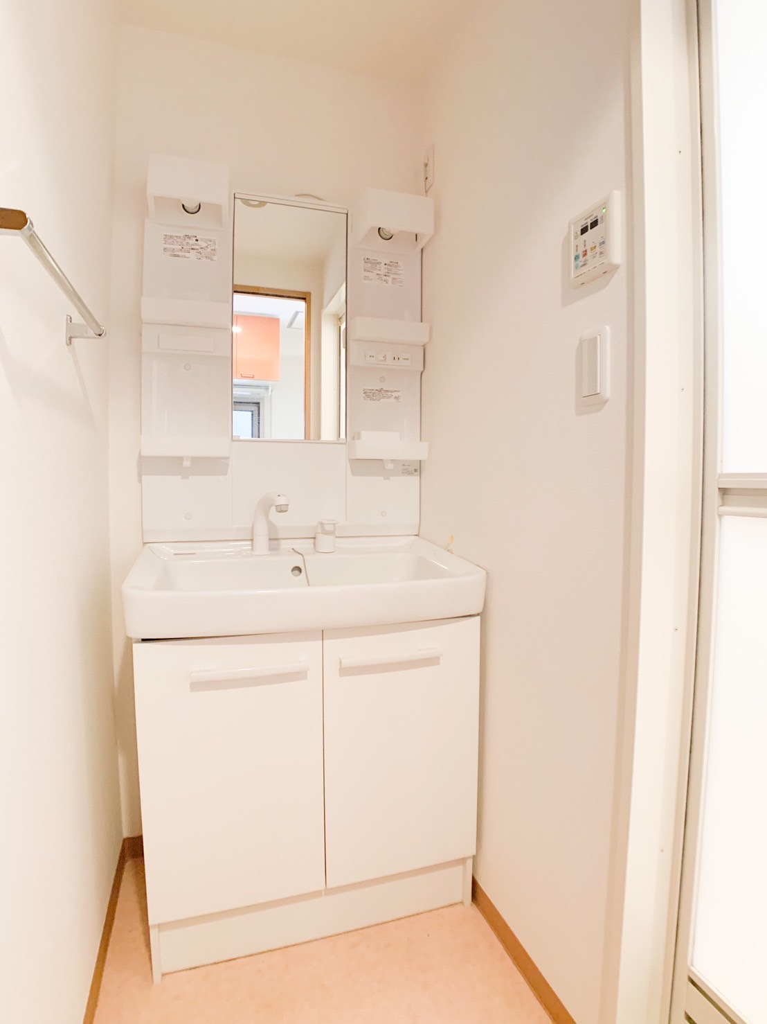 洗面設備　別号室の参考写真です