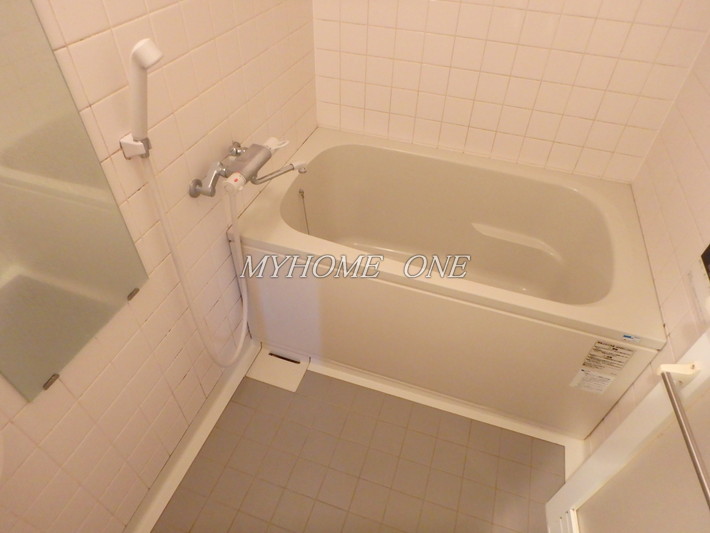 バス・シャワールーム　浴室